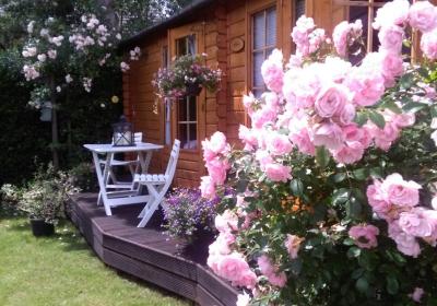 Houten Chalet 1